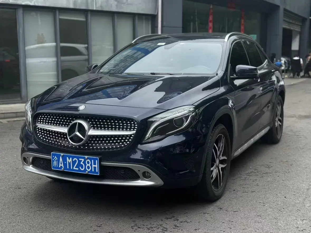 Mercedes-Benz GLA