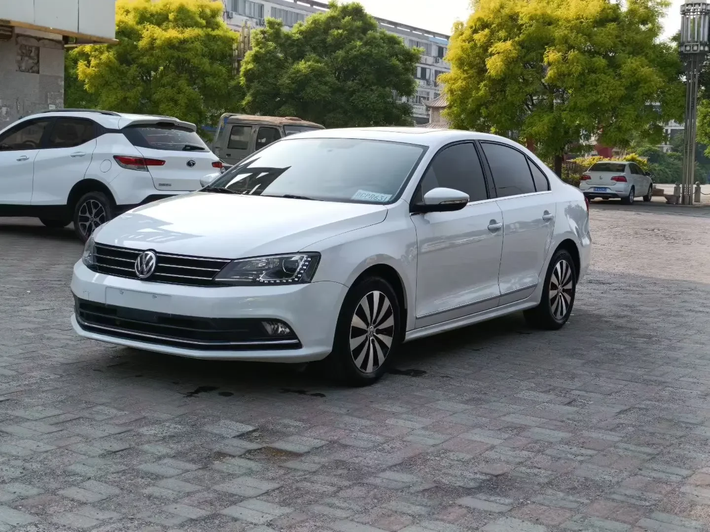 Volkswagen Sagitar
