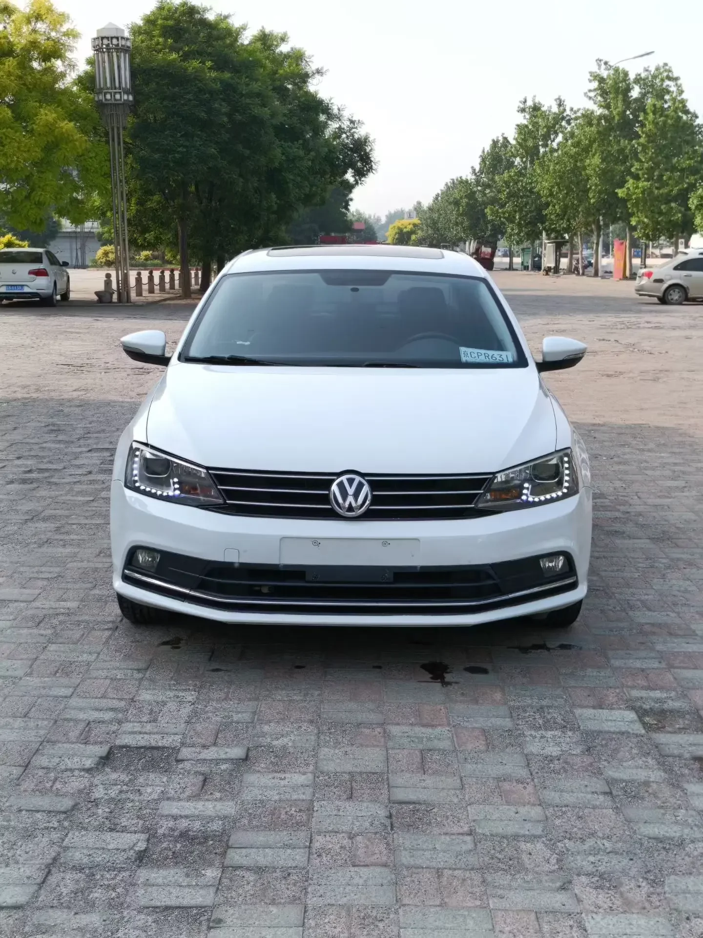 Volkswagen Sagitar