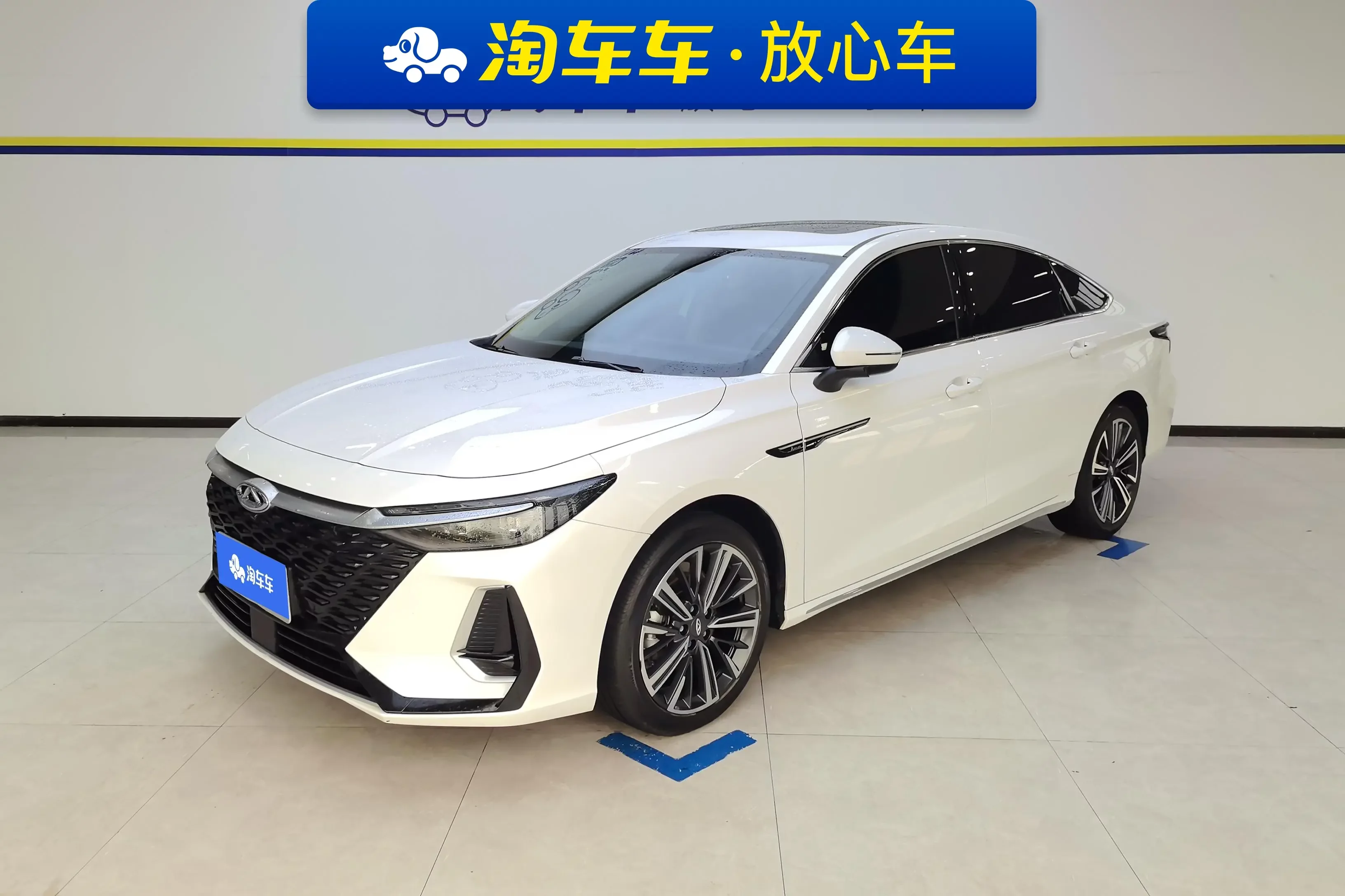 Chery Arrizo 8