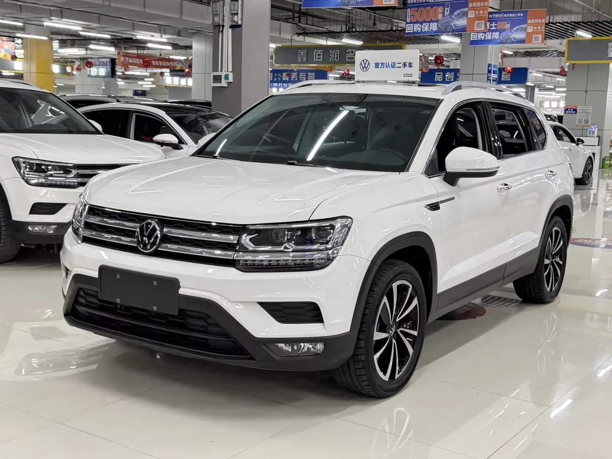 Volkswagen Tharu