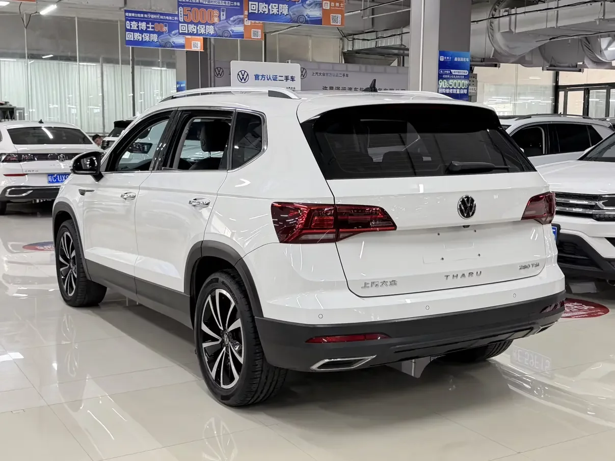 Volkswagen Tharu