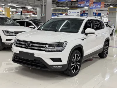 Volkswagen Tharu