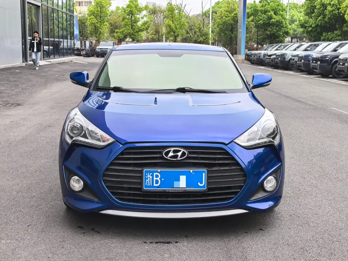 Hyundai Veloster
