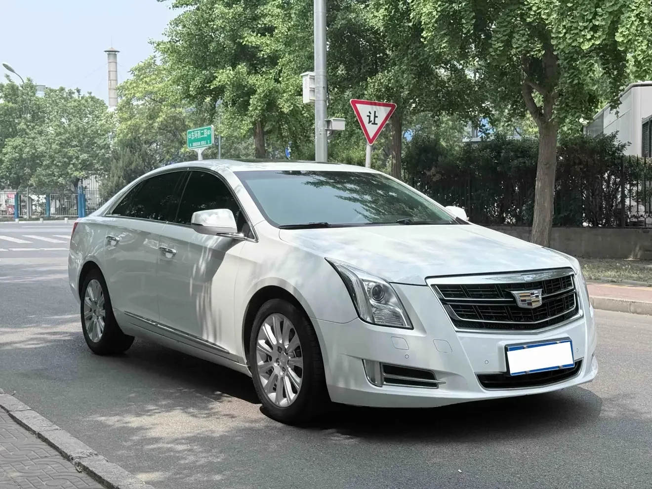 Cadillac XTS