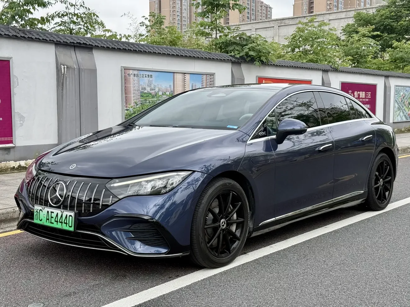 Mercedes-Benz EQE
