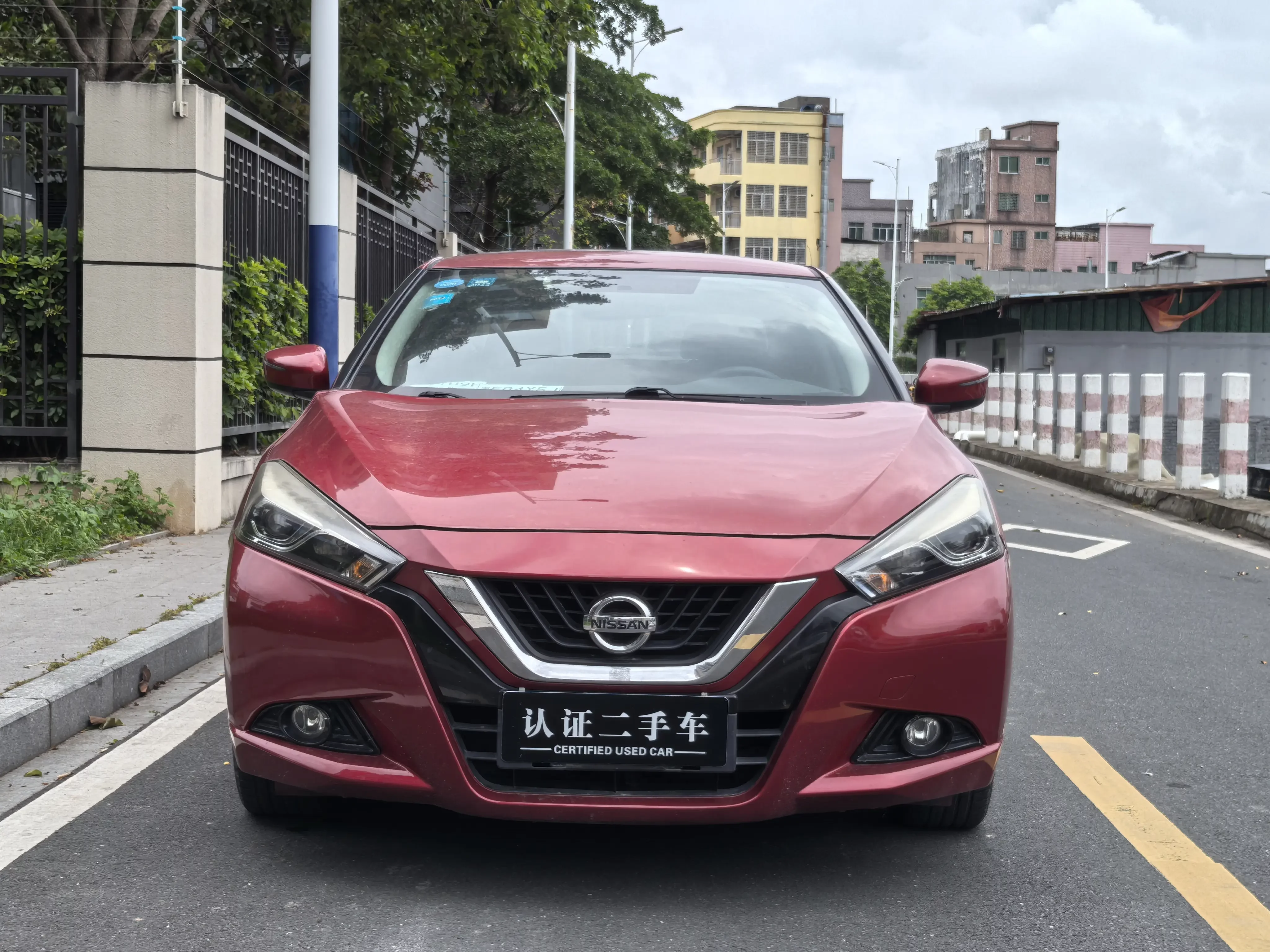 Nissan bluebird