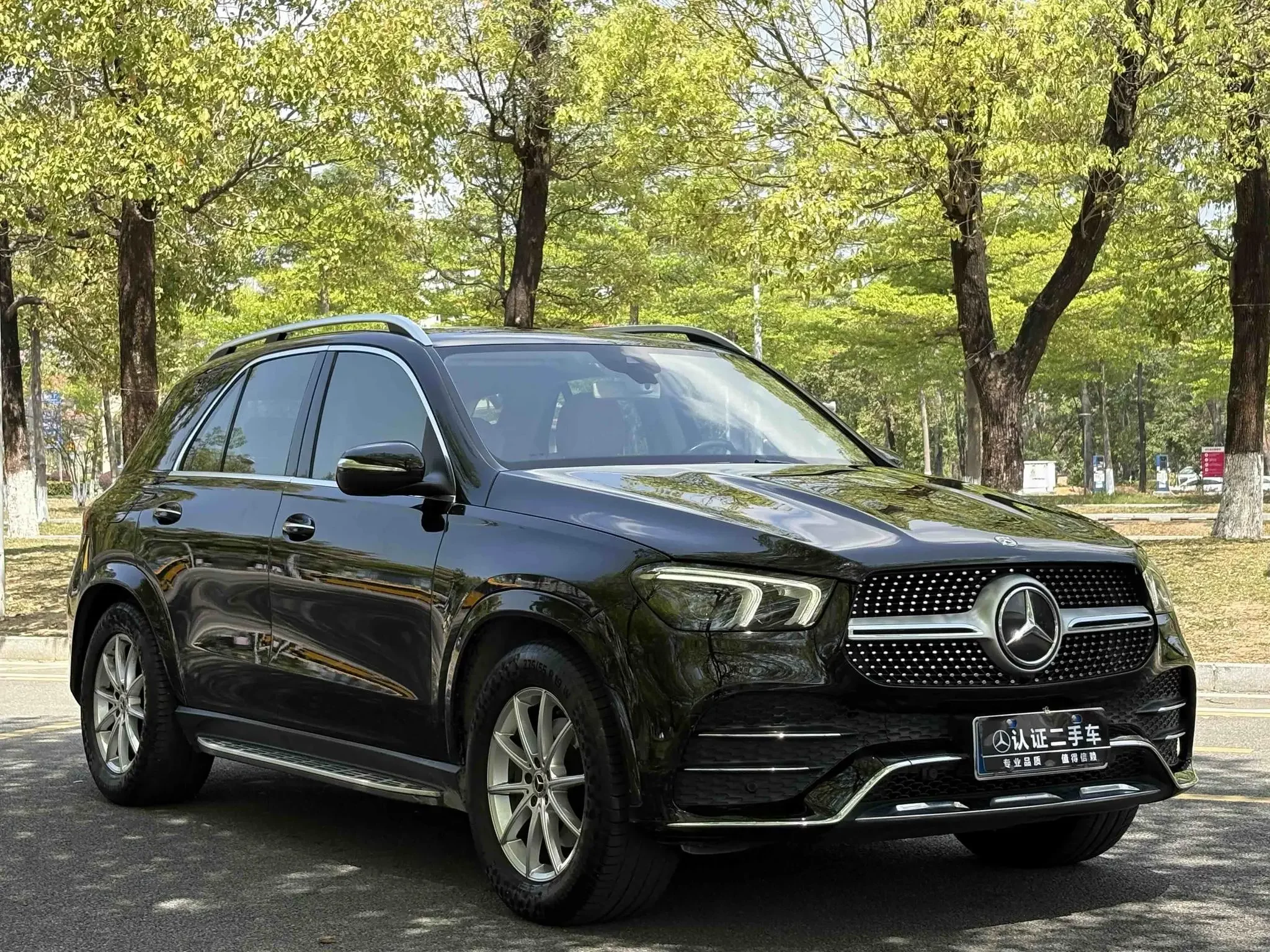 Mercedes-Benz GLE (Imported)