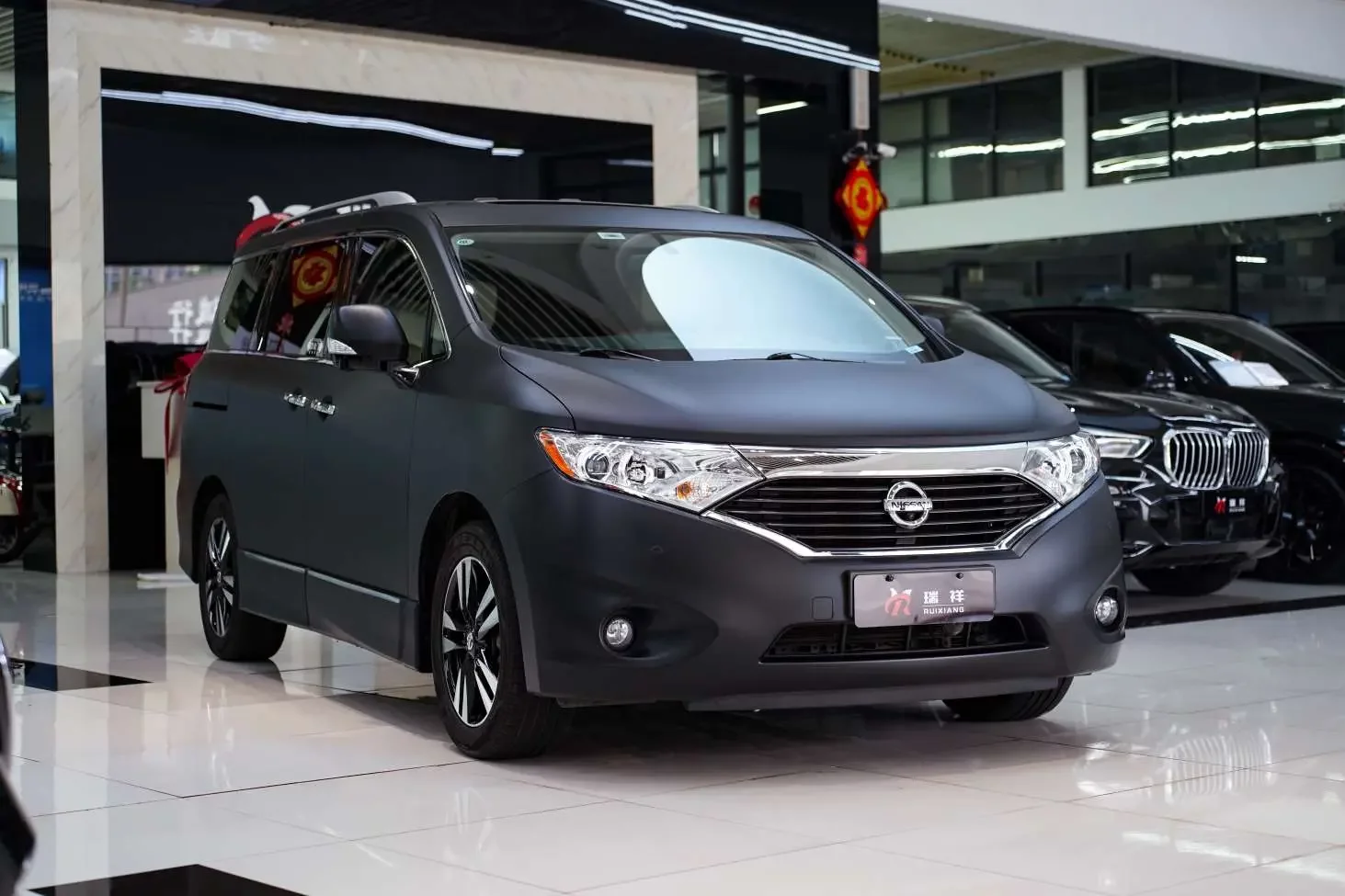Nissan nobleman