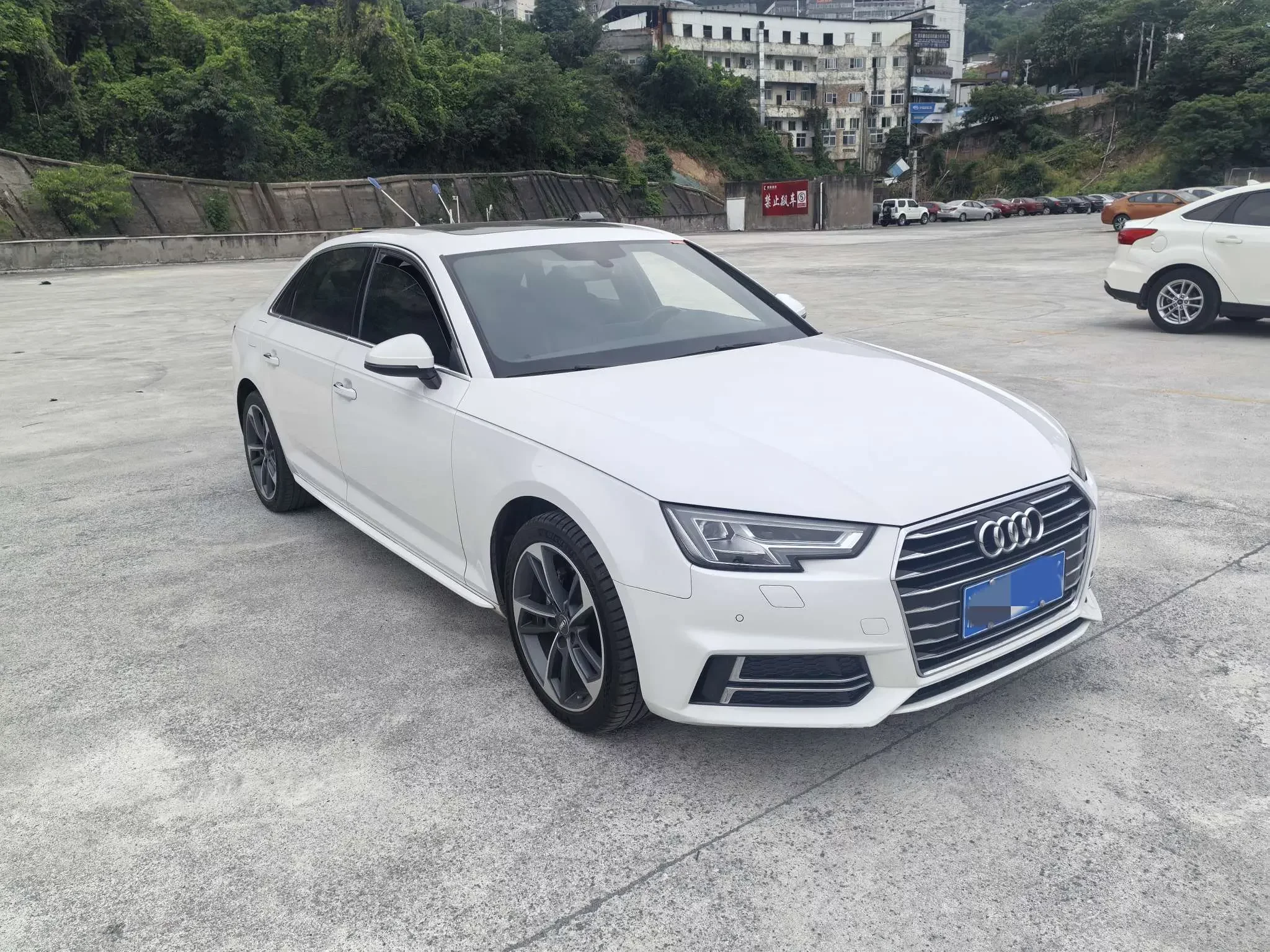 Audi A4L