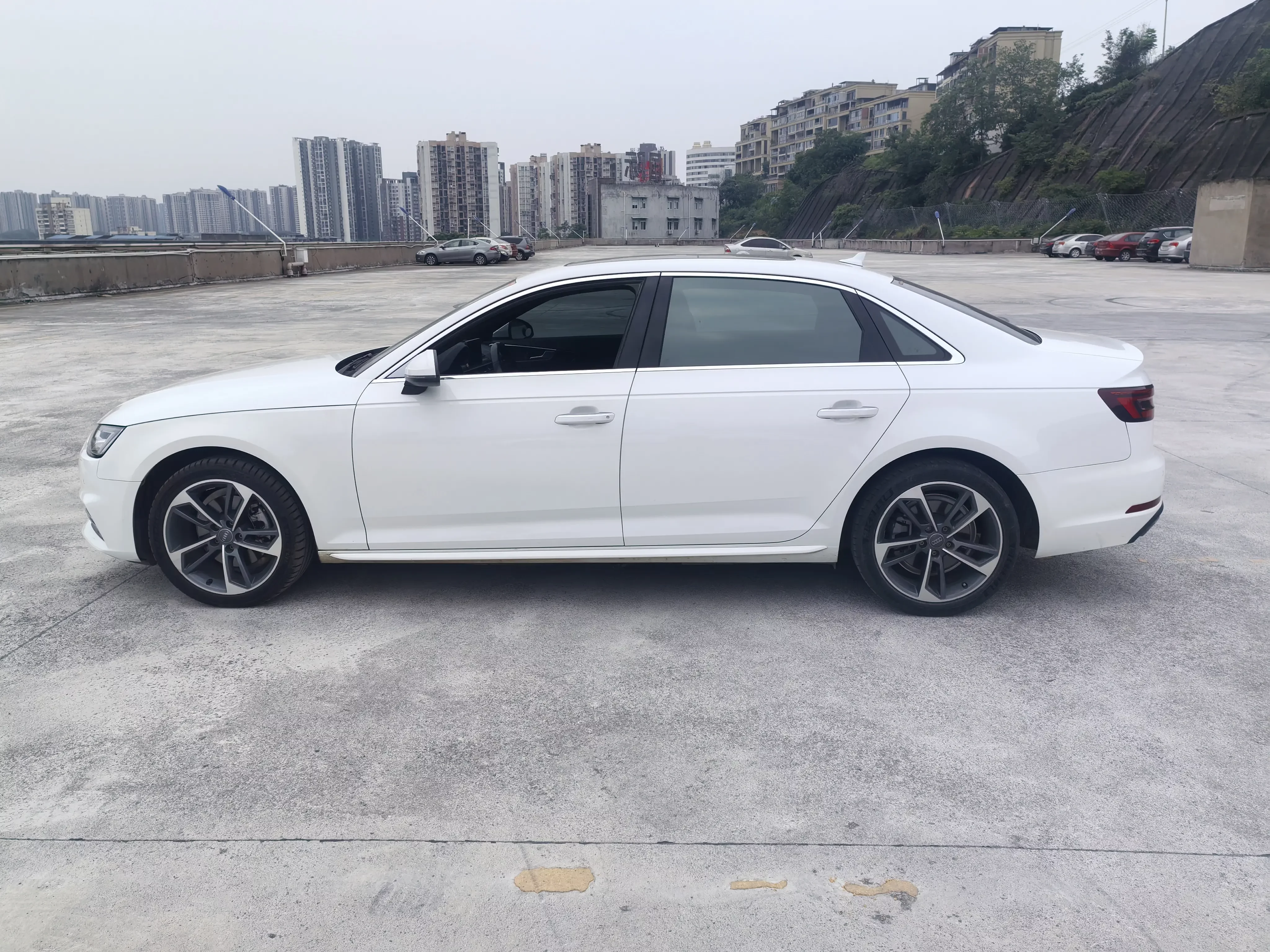Audi A4L