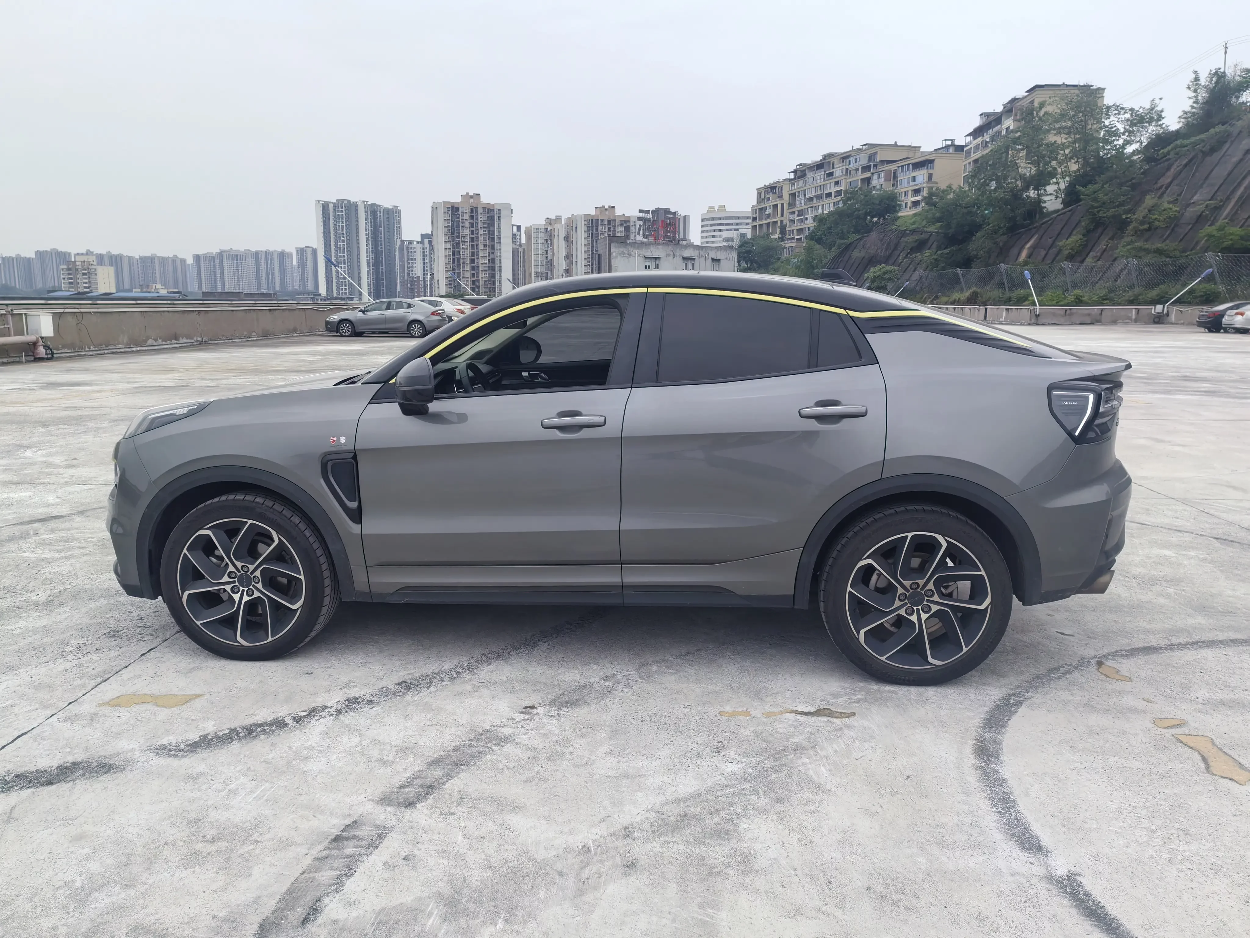 Lynk & Co 05