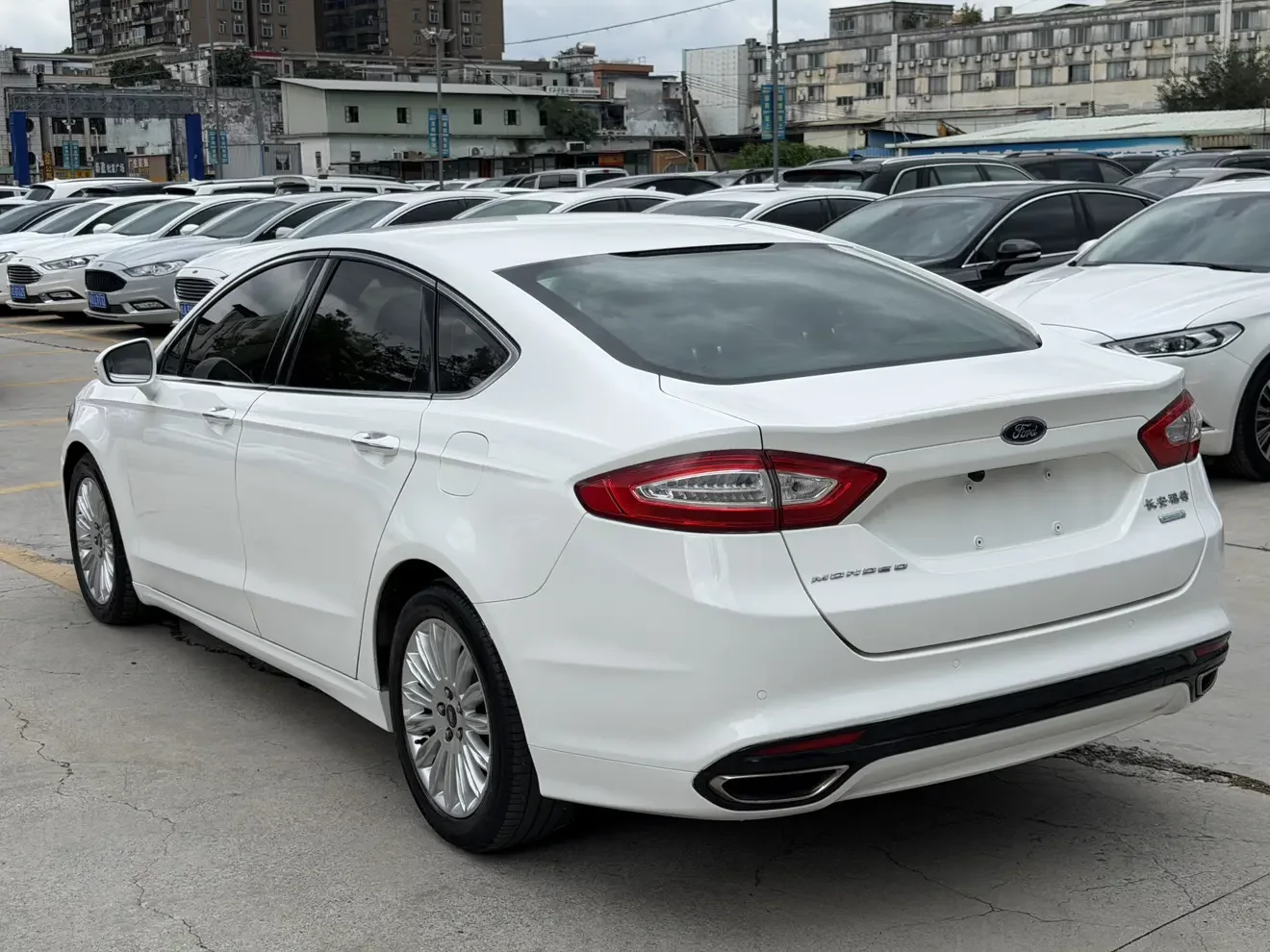 Ford Mondeo