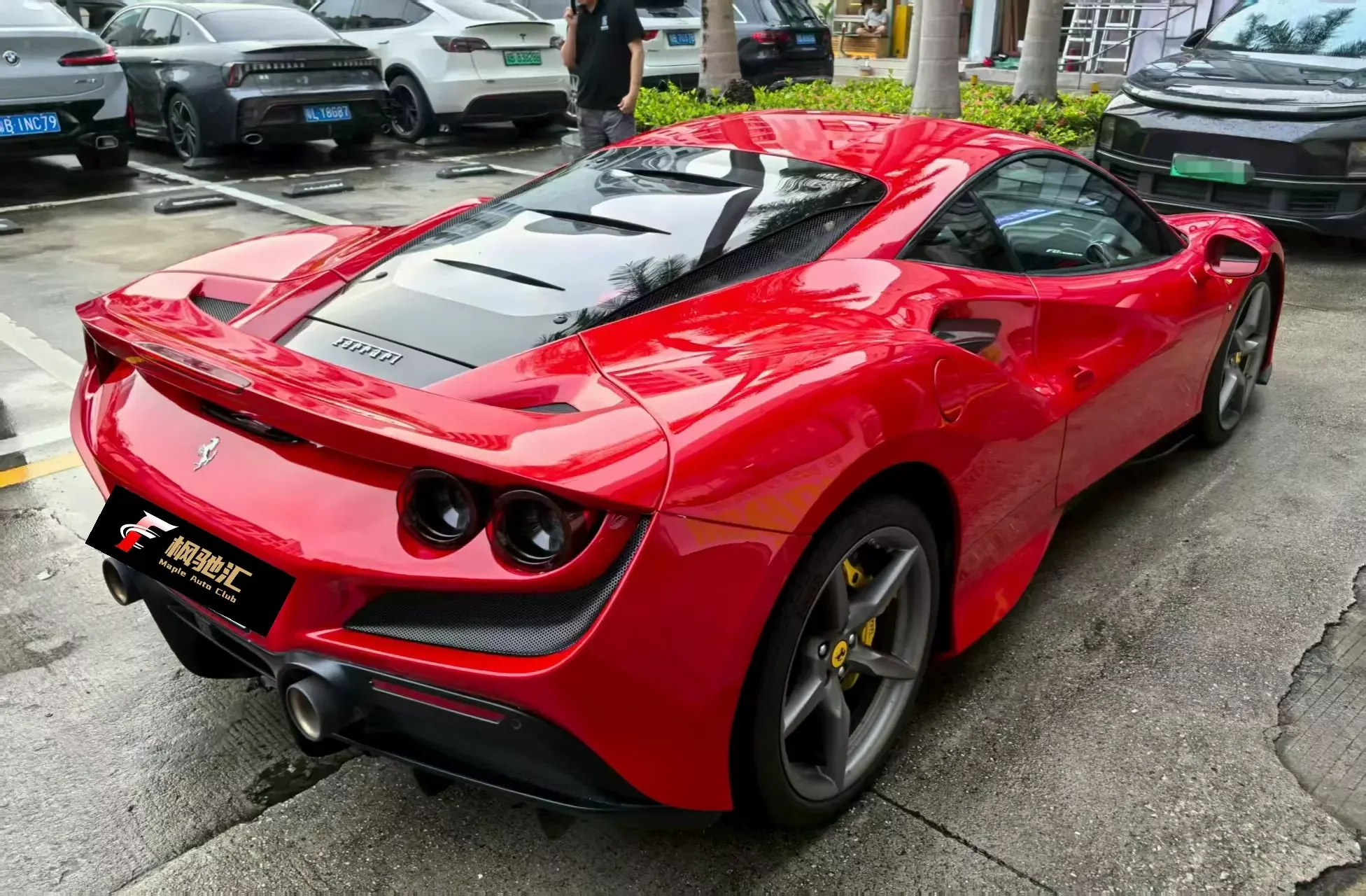 Ferrari F8