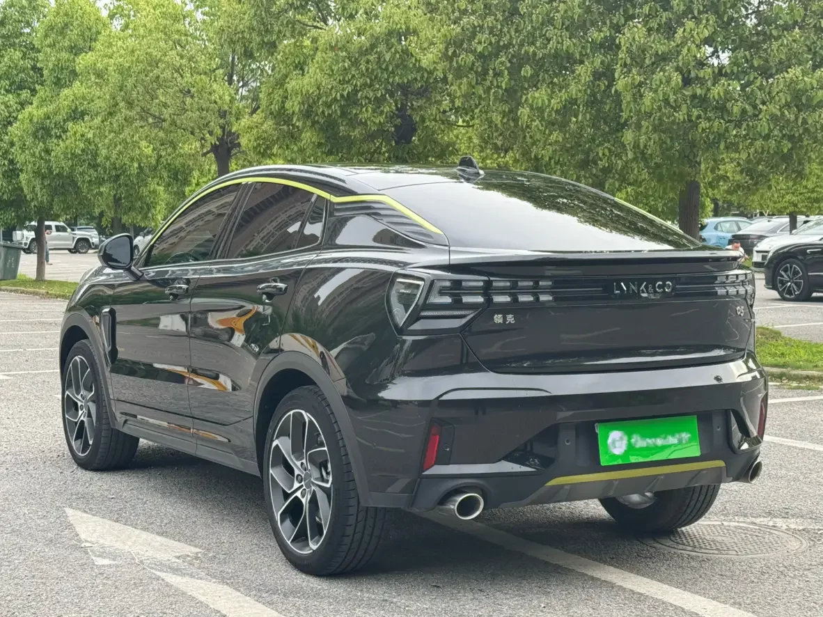 Lynk & Co 05