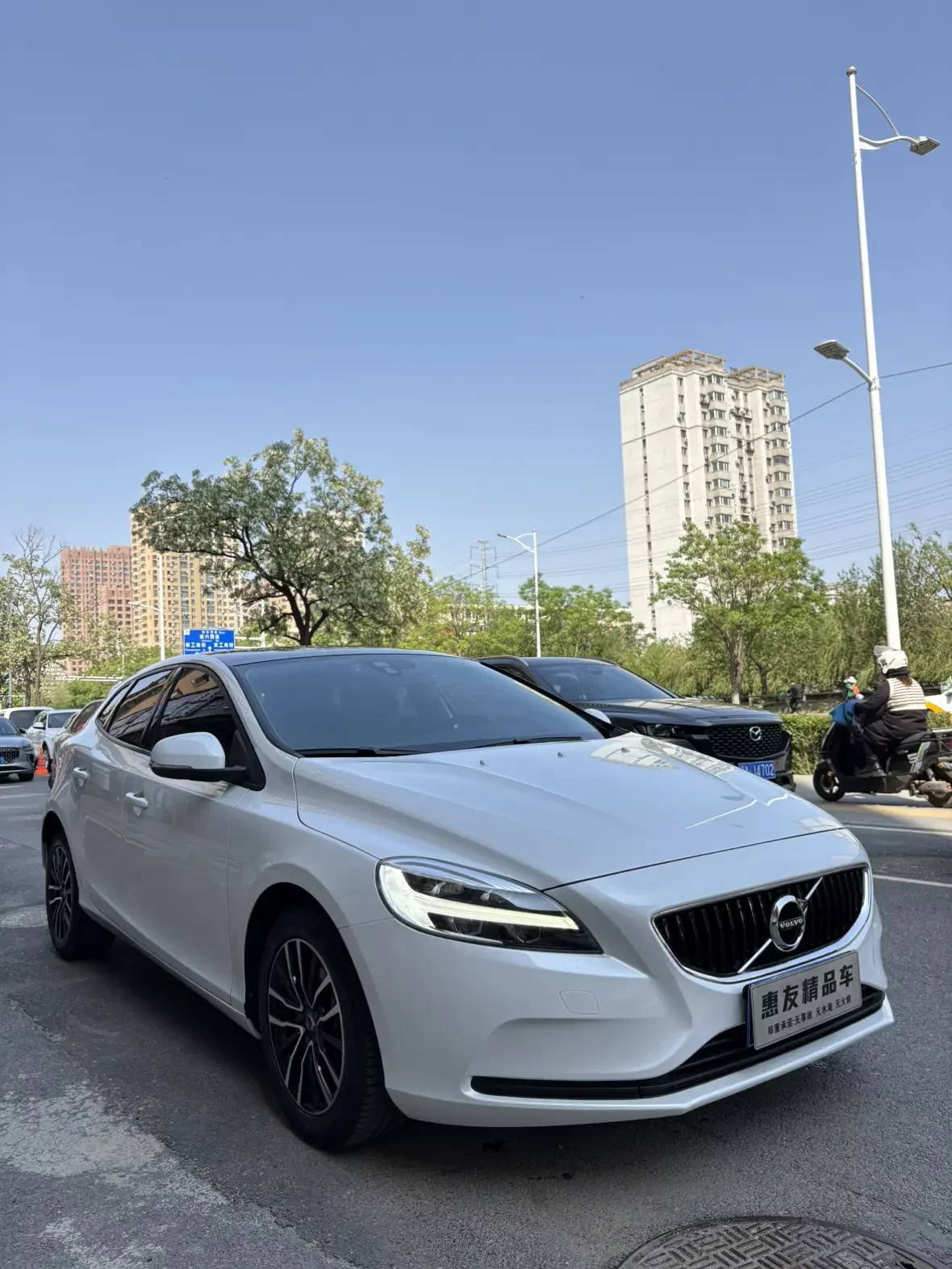 Volvo V40