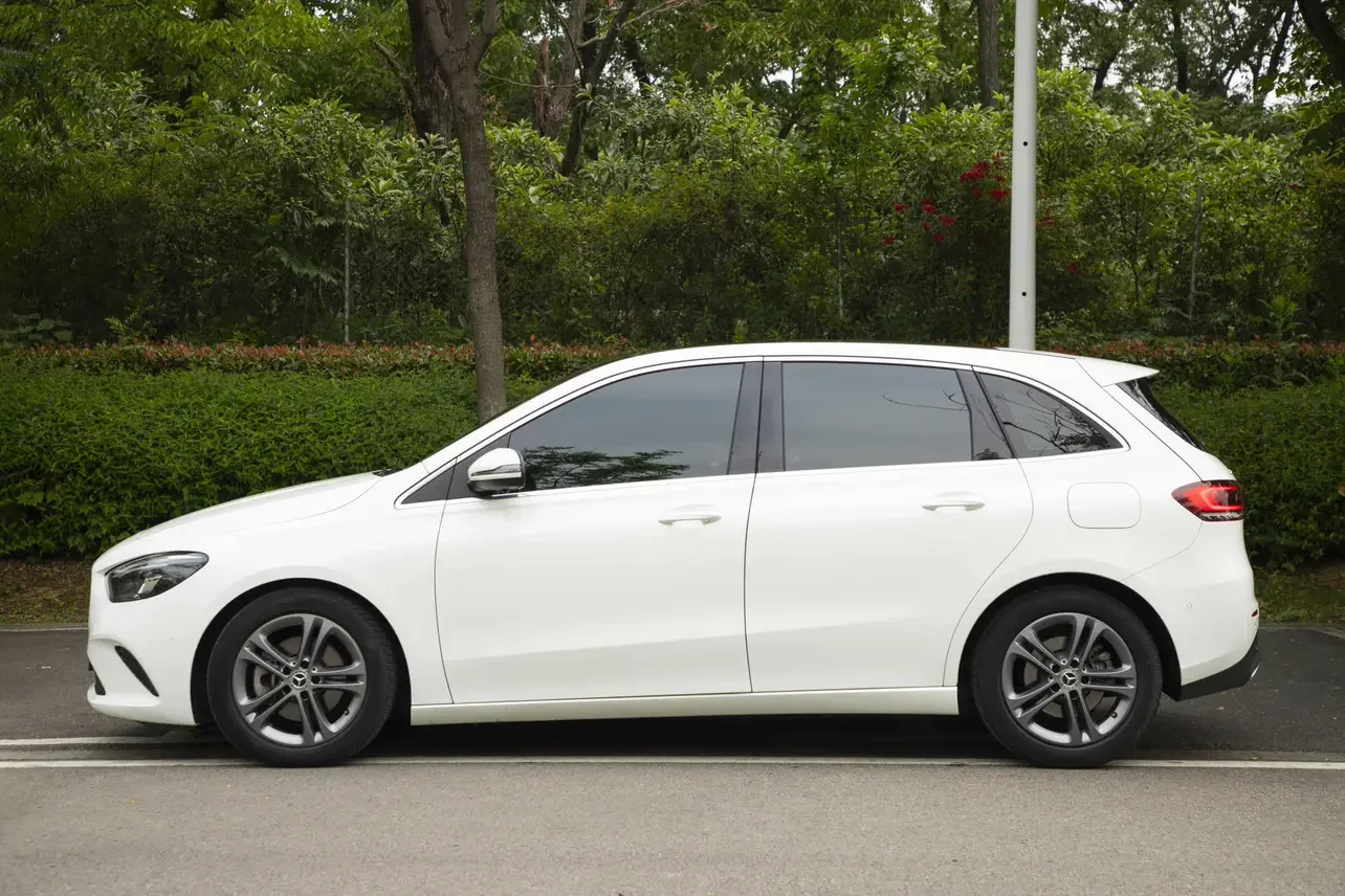 Mercedes-Benz B Class