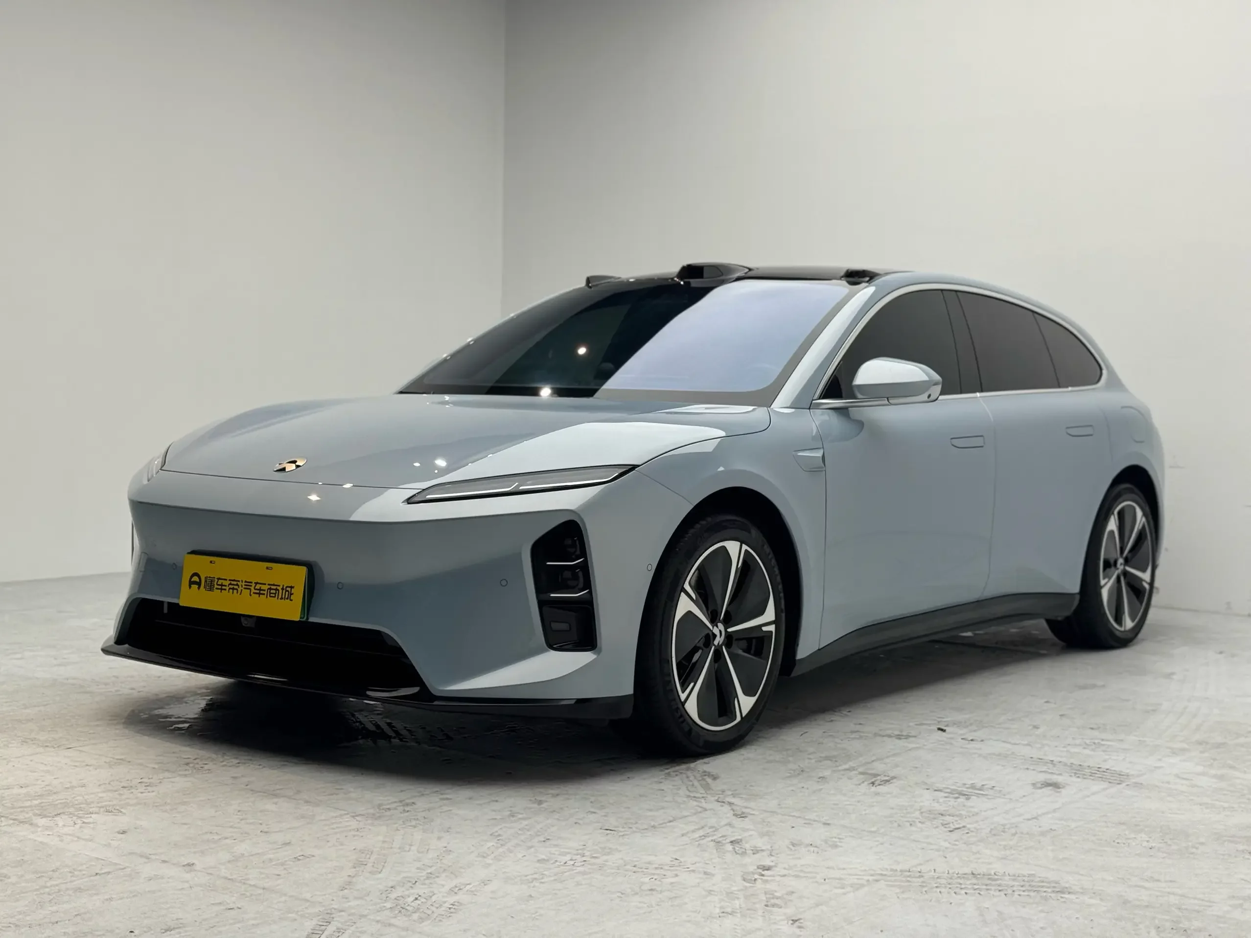 NIO ET5T