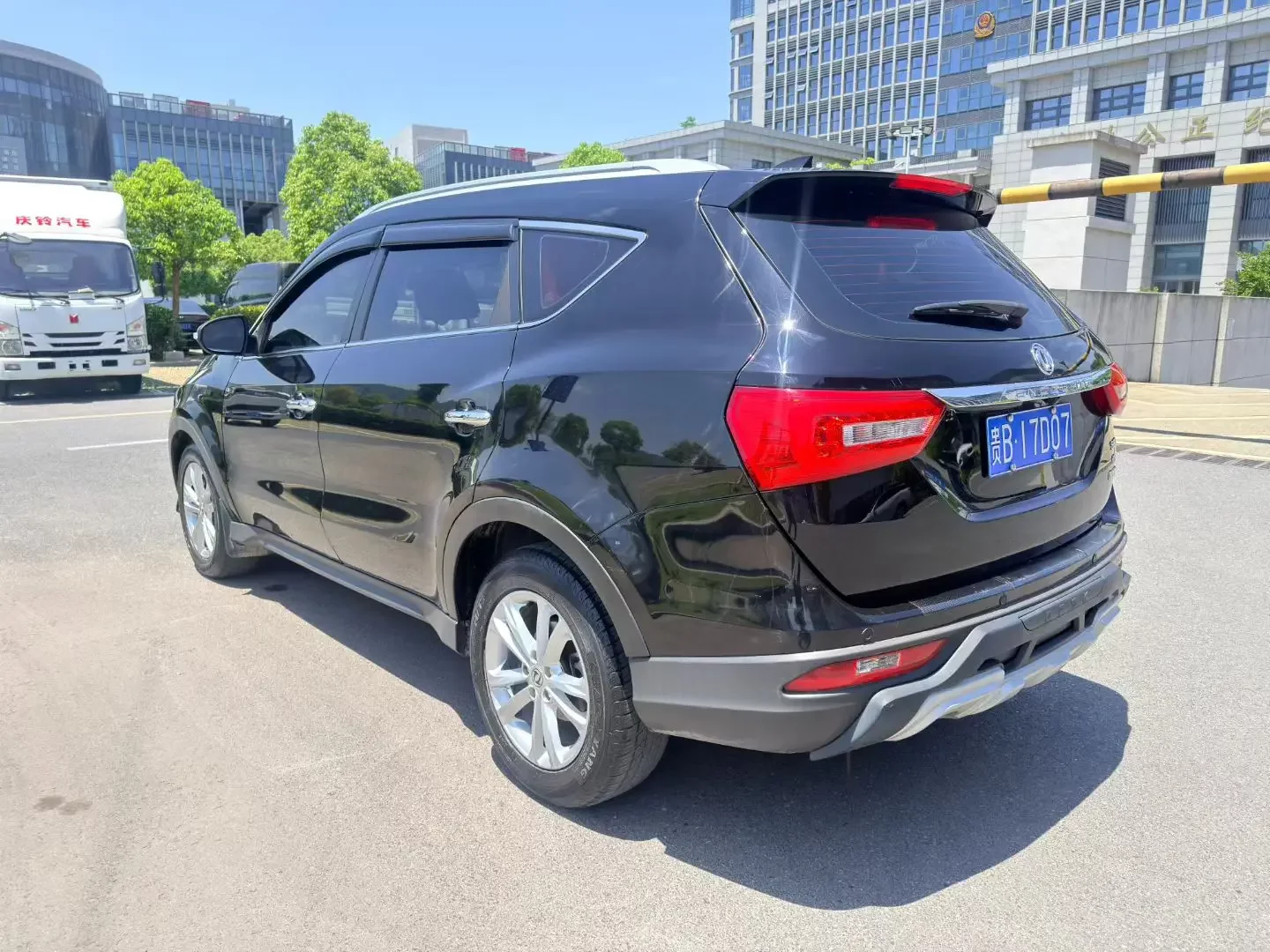 Dongfeng Fengon 580