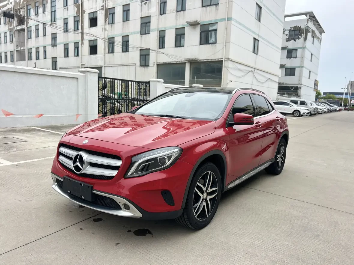 Mercedes-Benz GLA