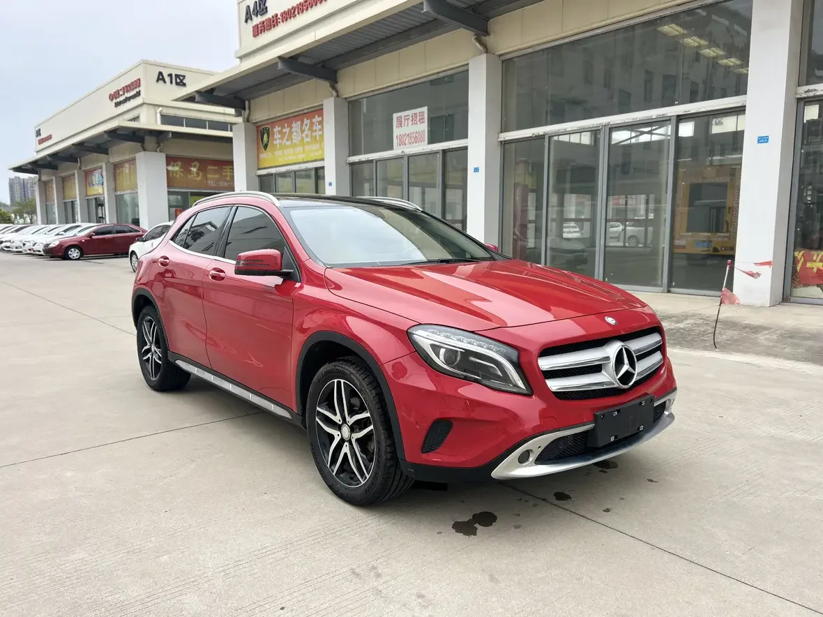 Mercedes-Benz GLA