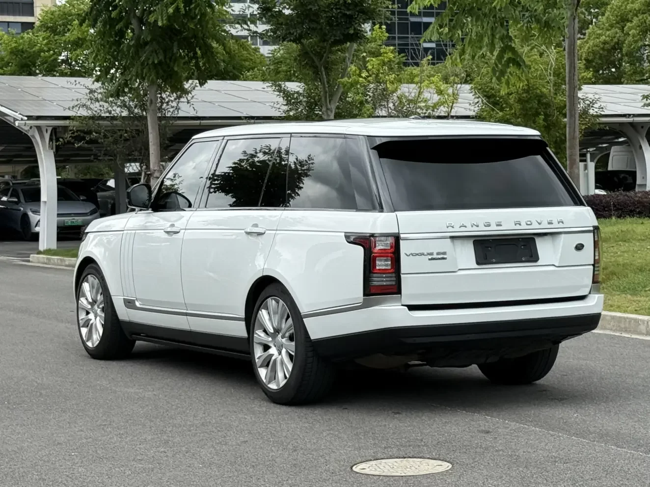Land Rover range rover