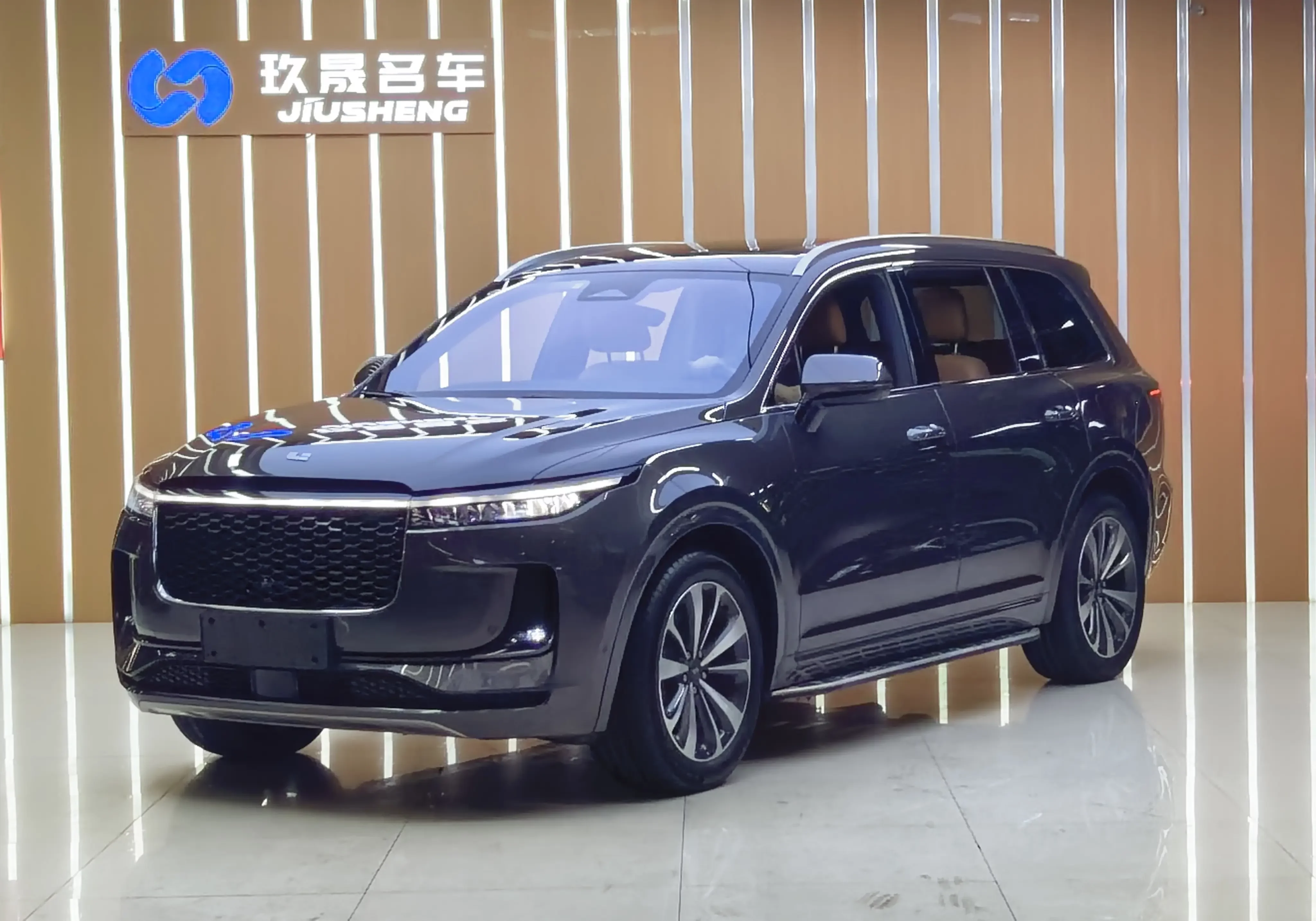 Li ONE (Ideal ONE)  из Китая