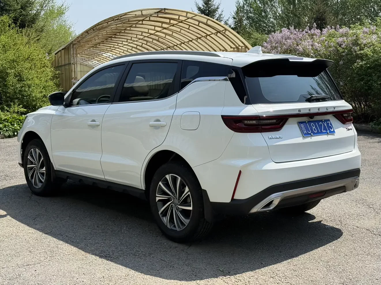 Geely Vision X6
