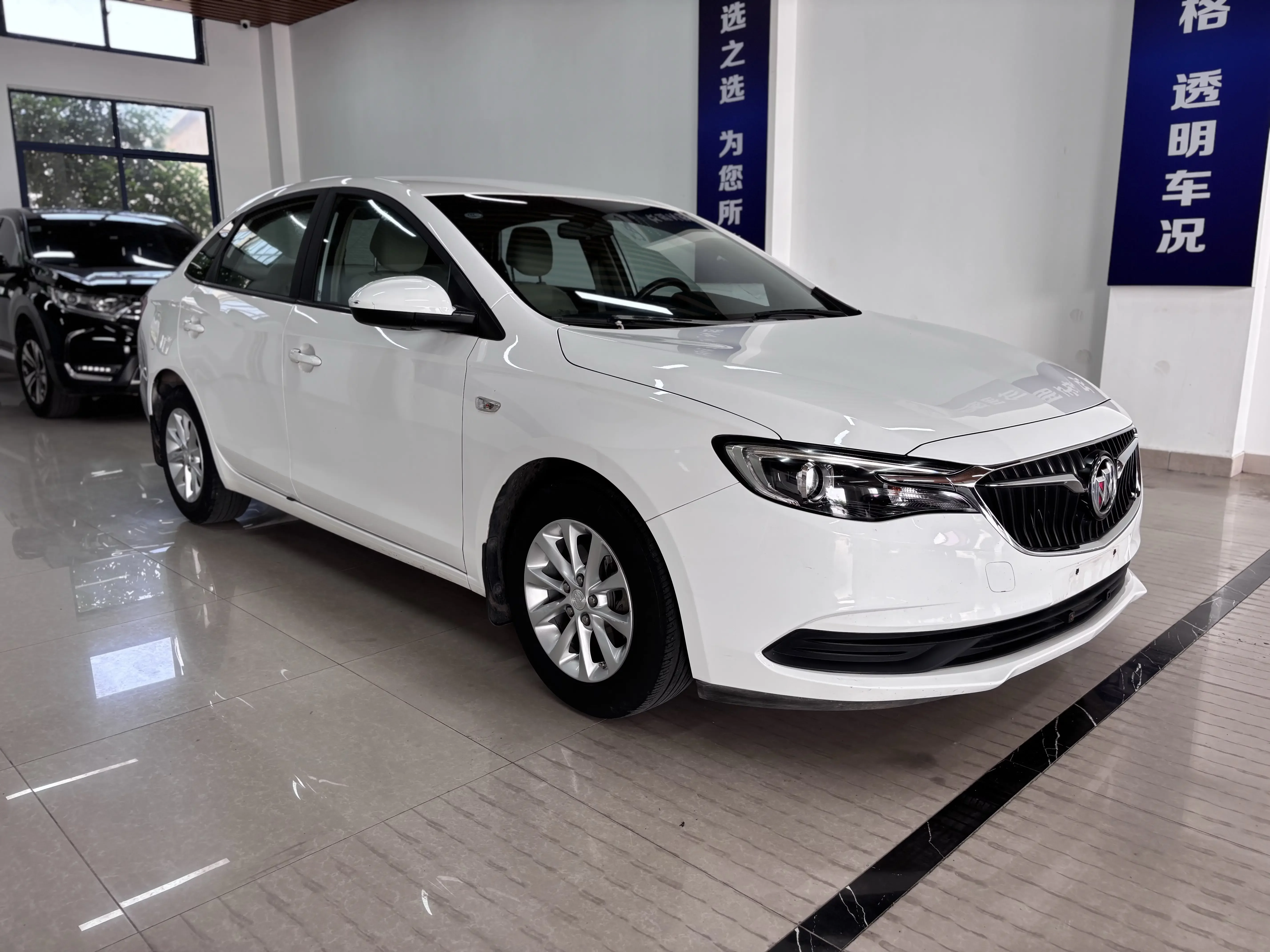 Buick Yinglang