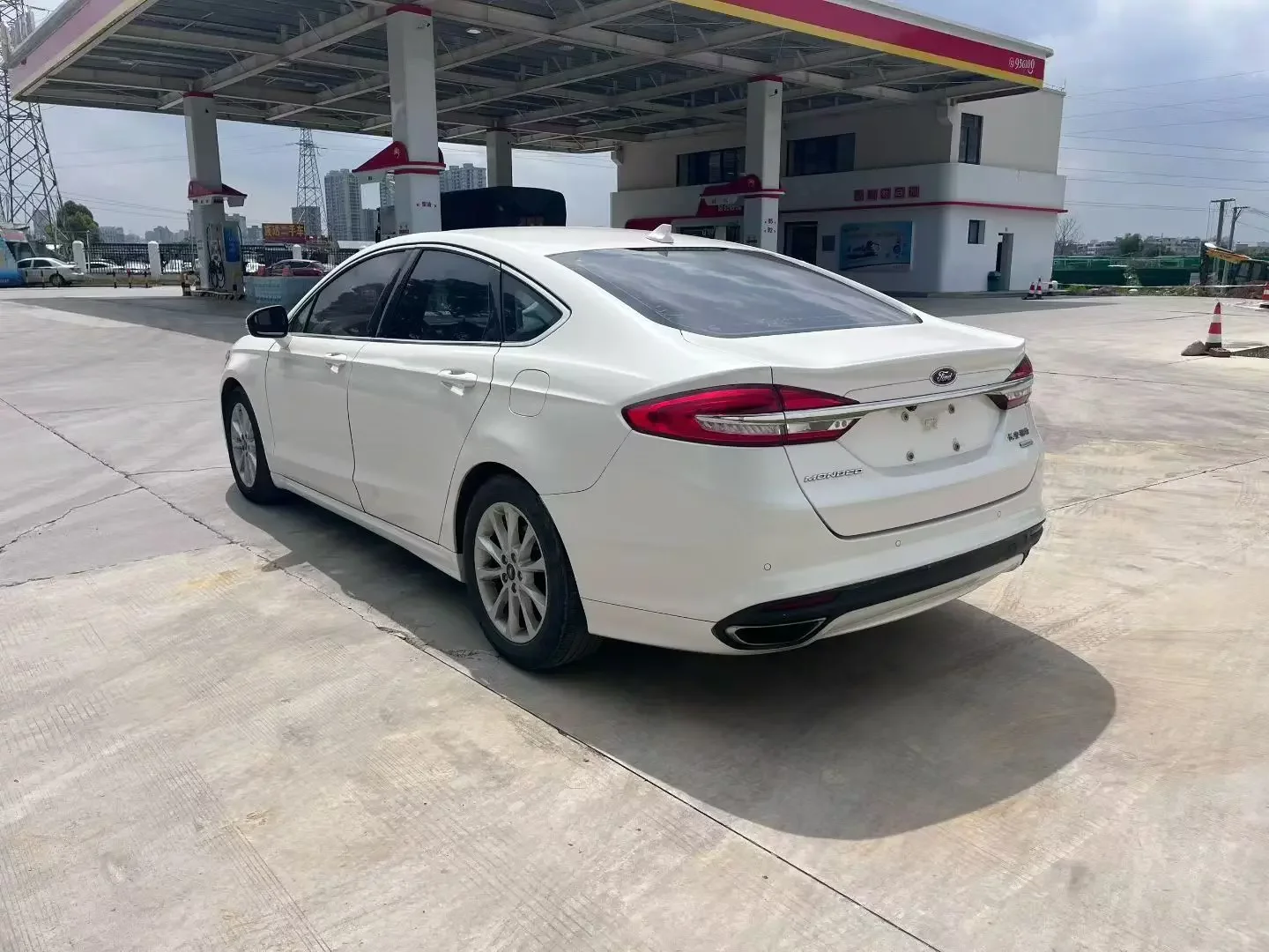 Ford Mondeo