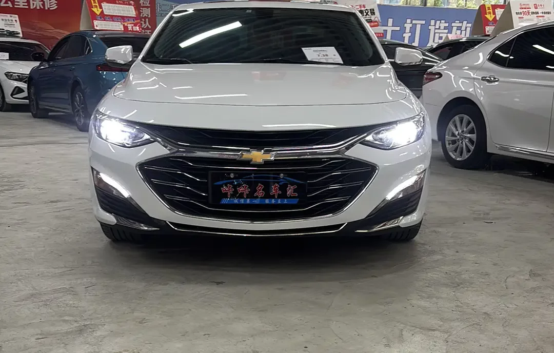 Chevrolet Malibu XL