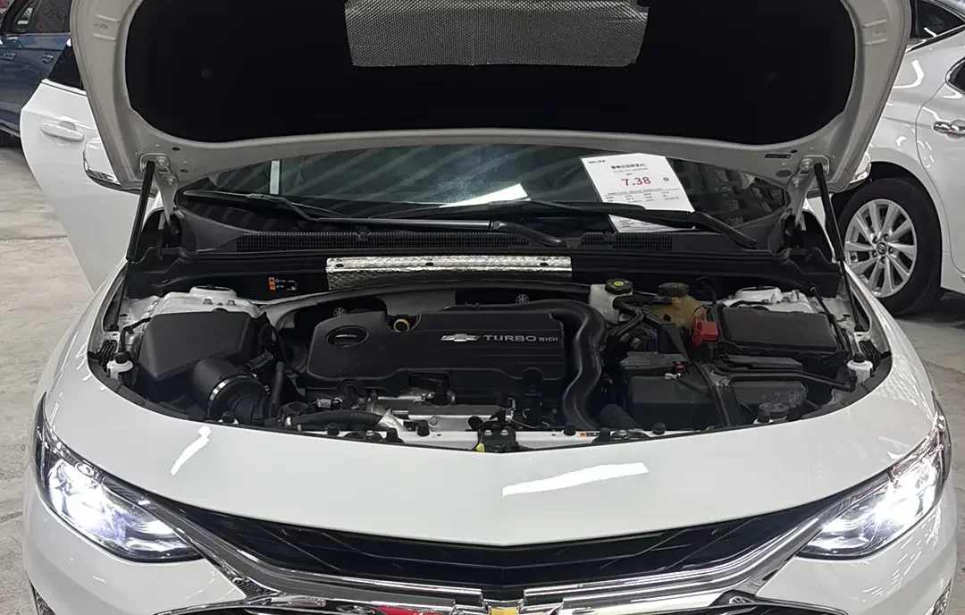 Chevrolet Malibu XL