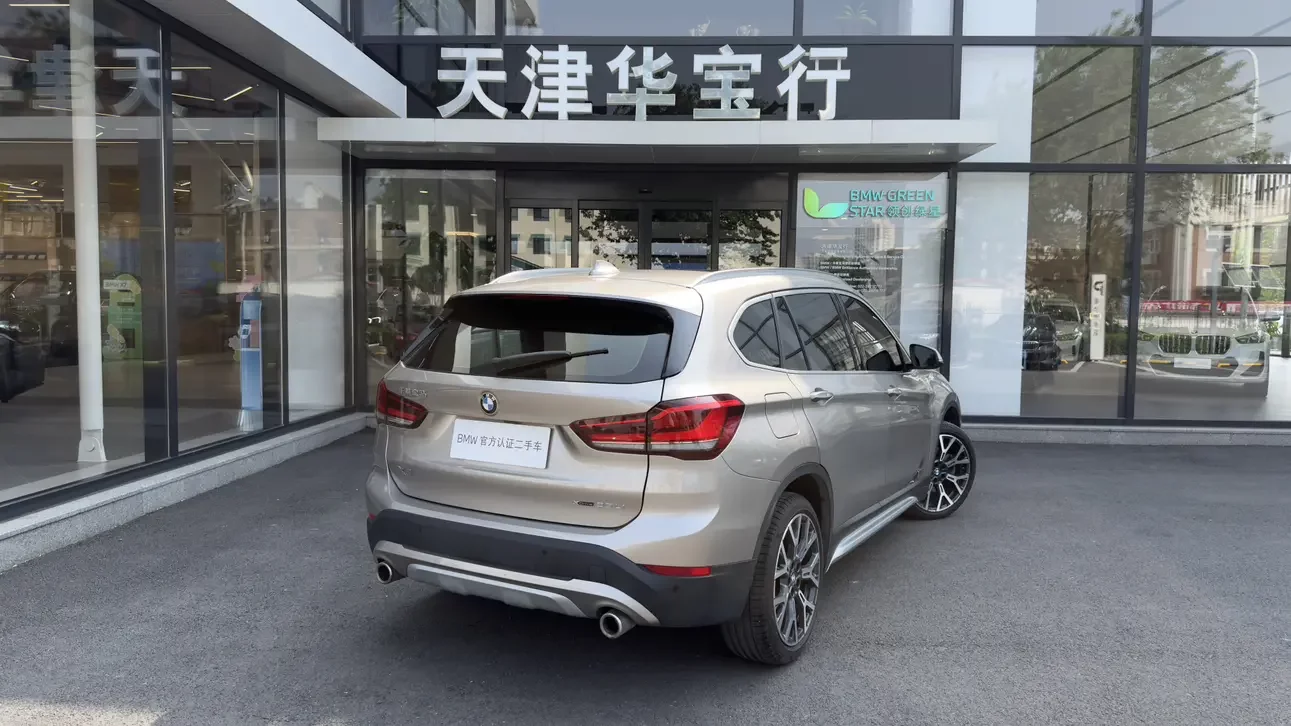 BMW X1