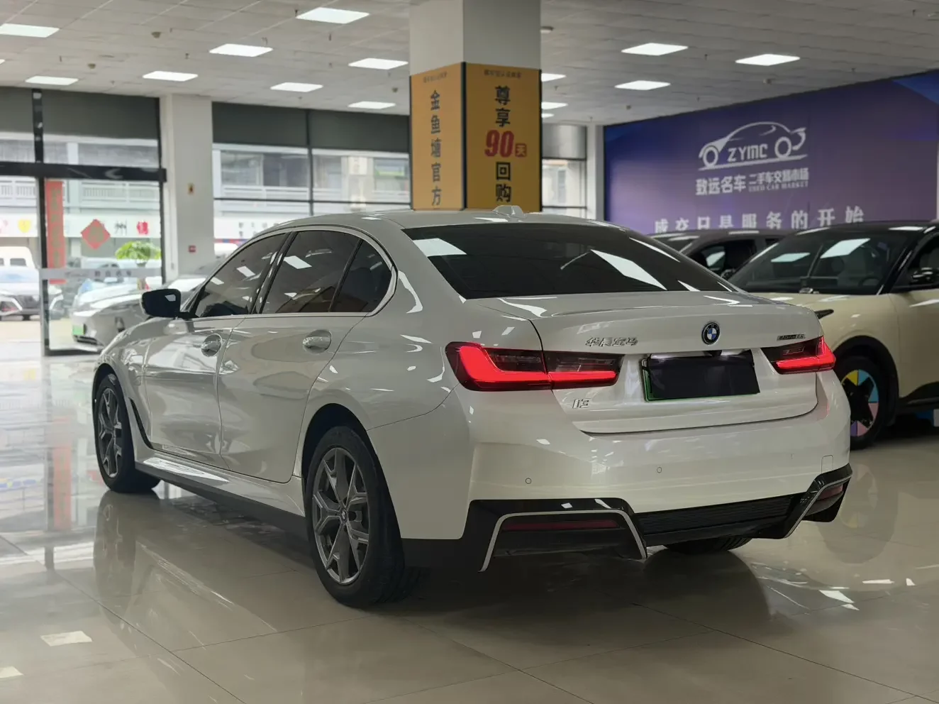 BMW i3
