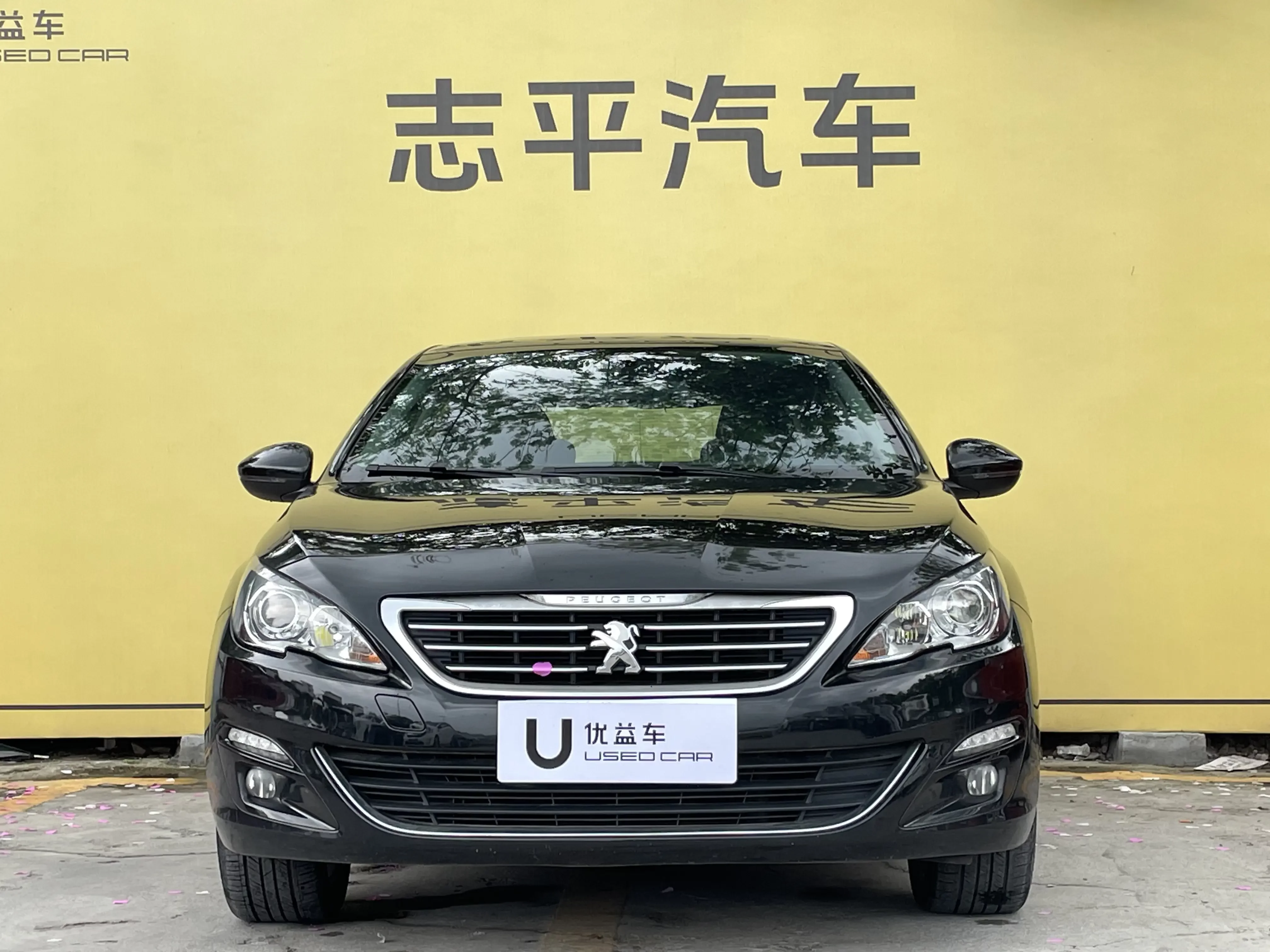 Peugeot 408