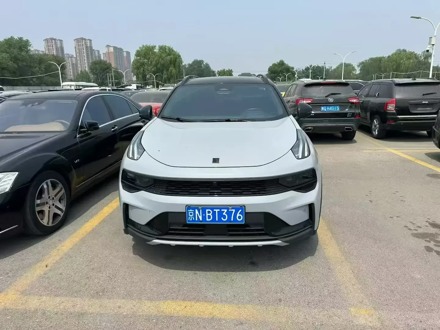 Lynk & Co 01