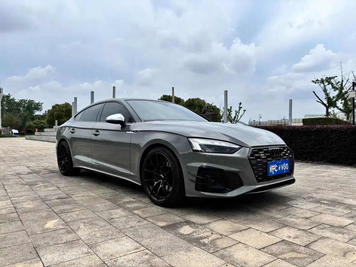 Audi S5
