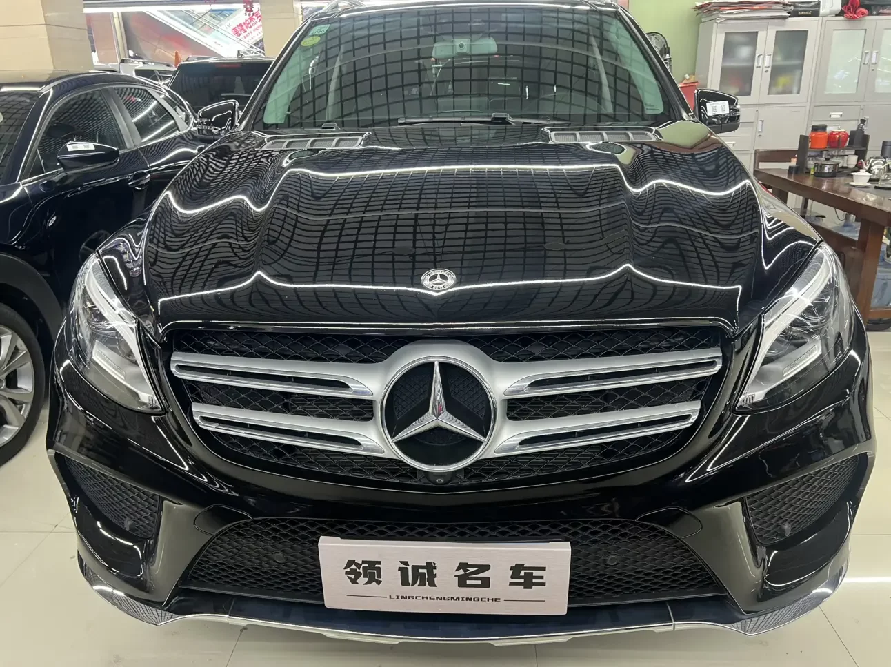 Mercedes-Benz GLE (Imported)