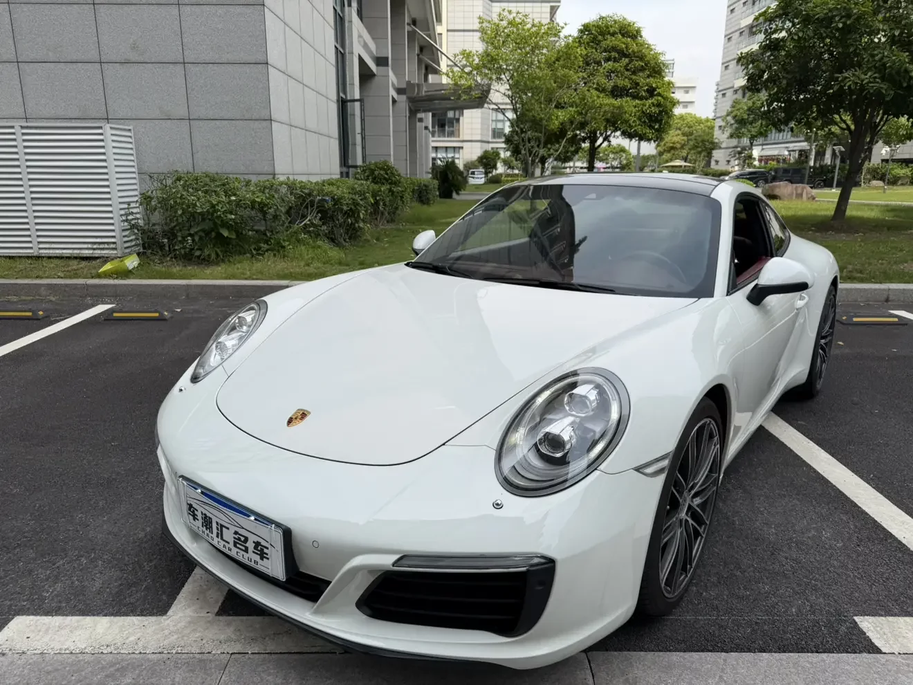 Porsche 911