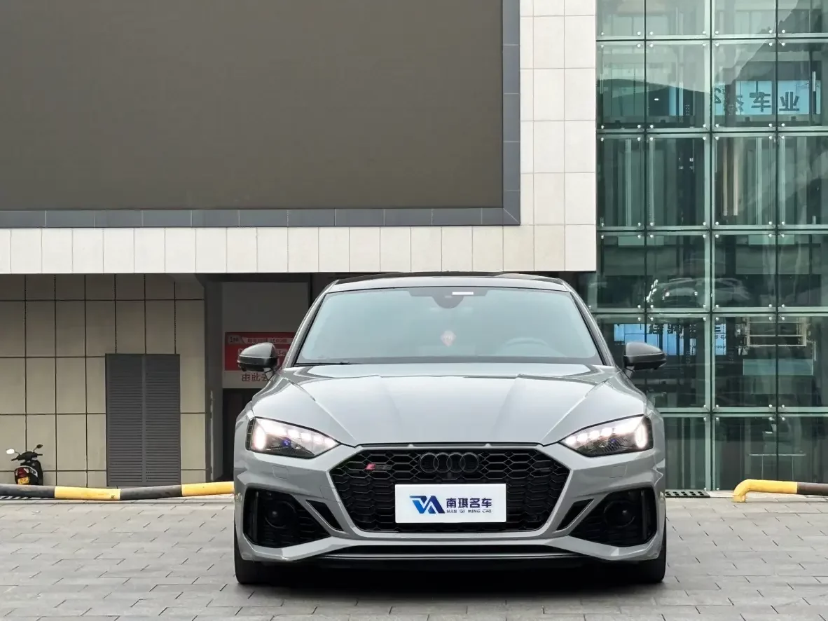 Audi RS 5