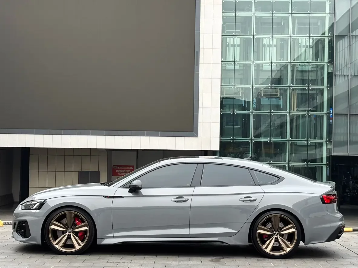 Audi RS 5