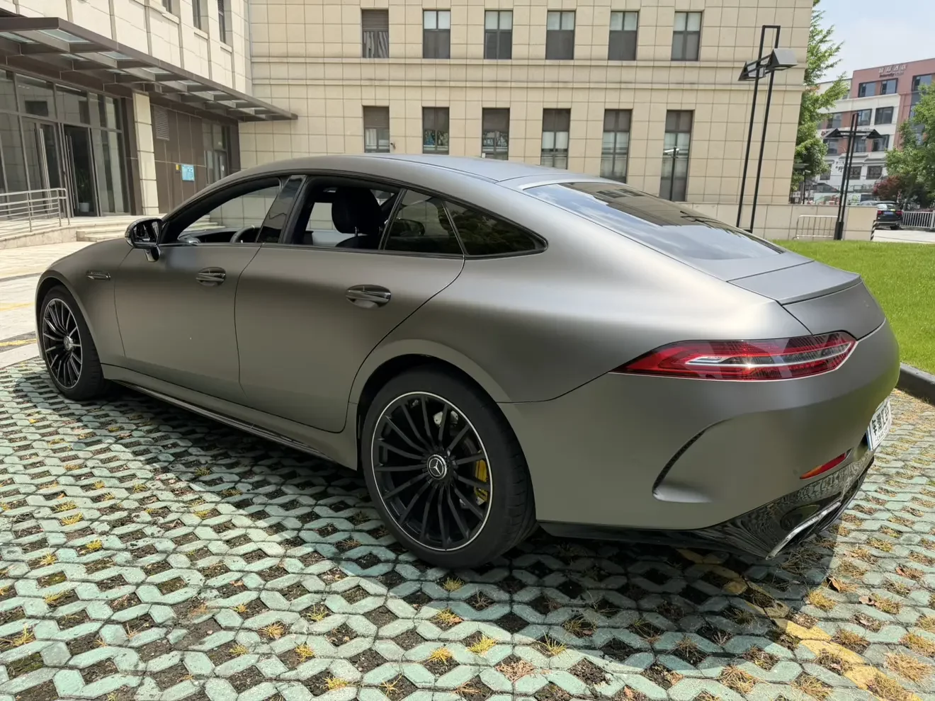 Mercedes-Benz AMG GT