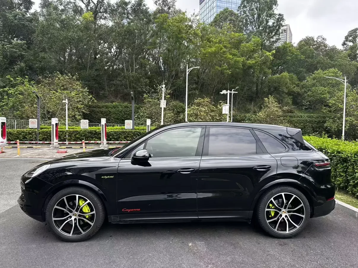 Porsche Cayenne E-Hybrid