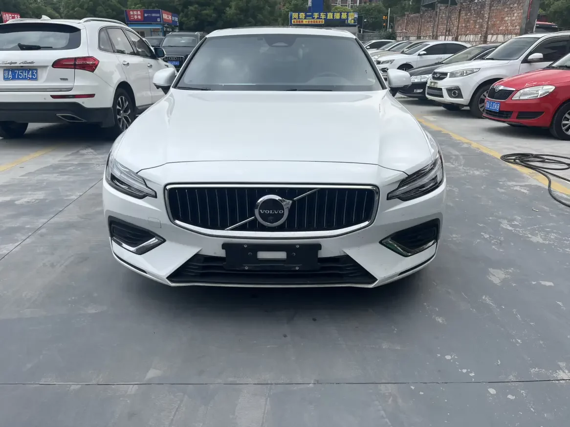 Volvo S60