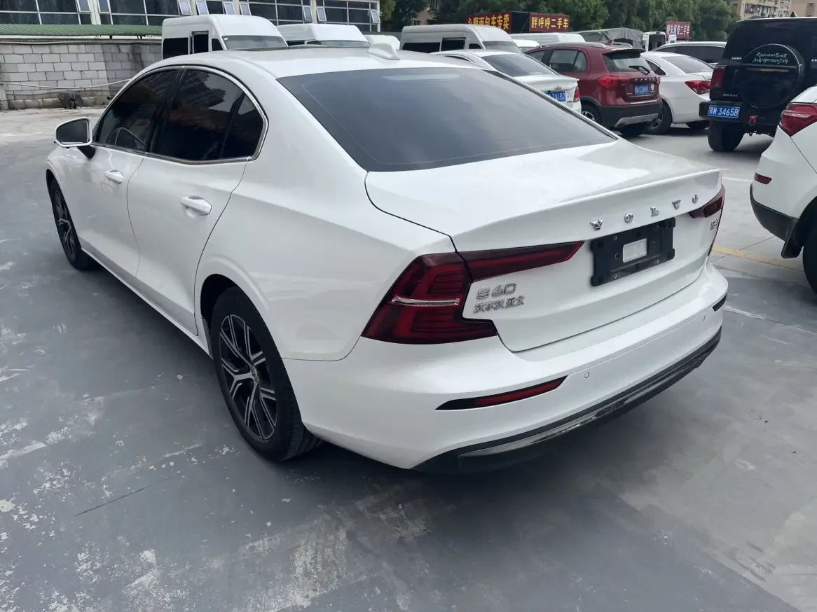 Volvo S60