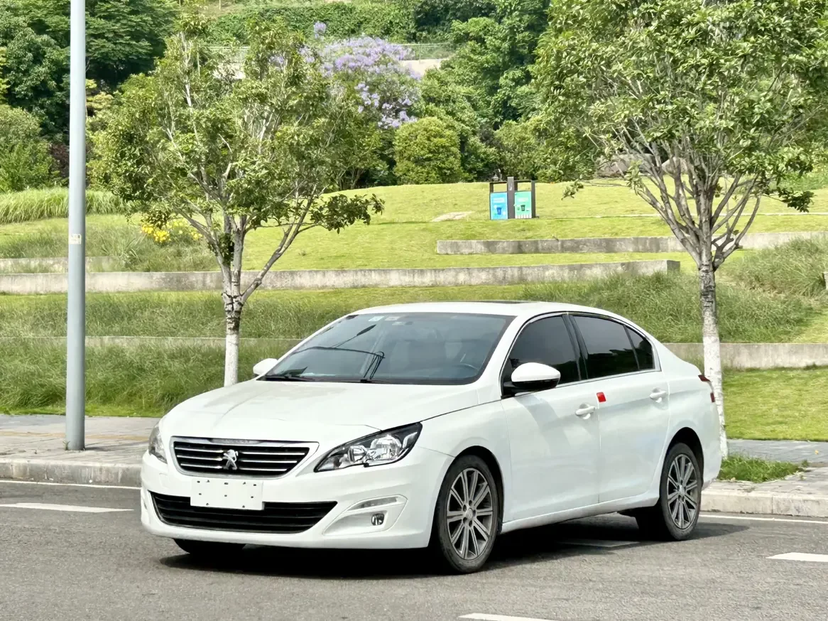 Peugeot 408