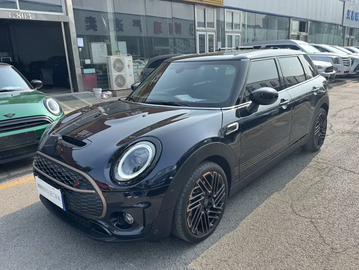 MINI CLUBMAN