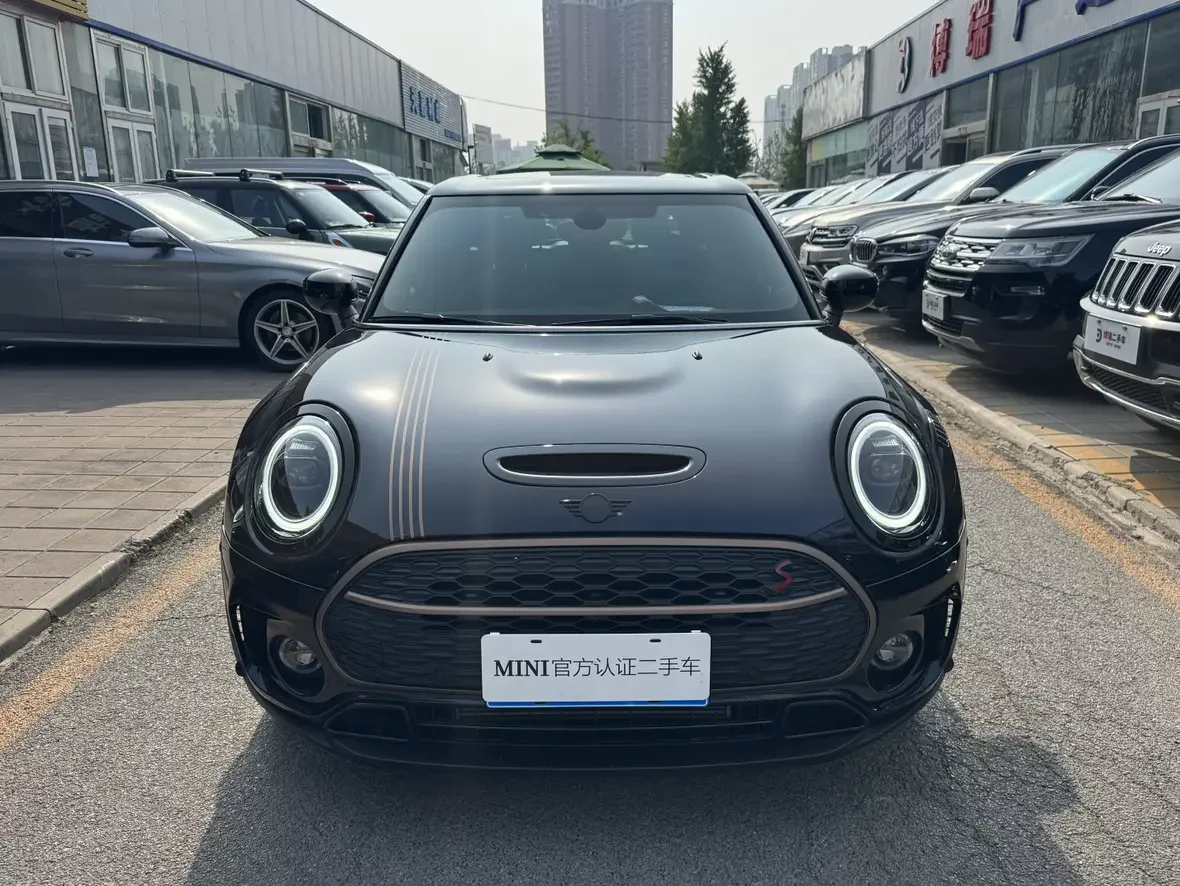 MINI CLUBMAN