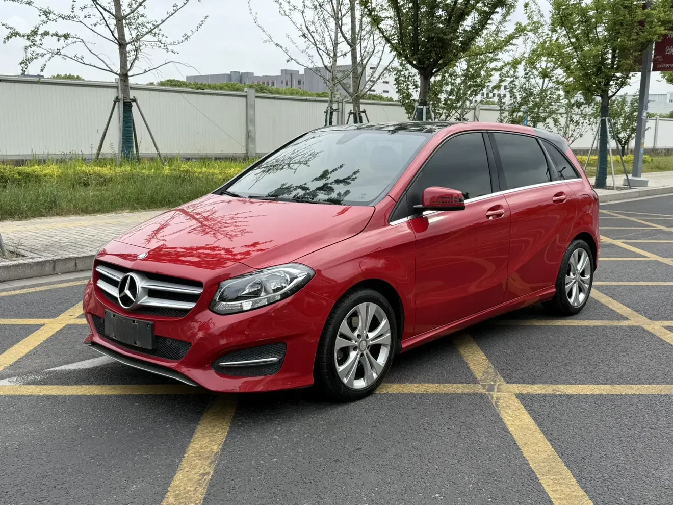 Mercedes-Benz B Class