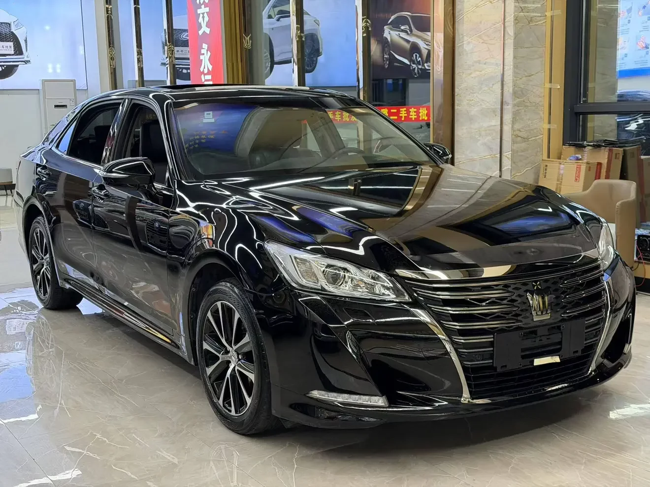 Toyota crown